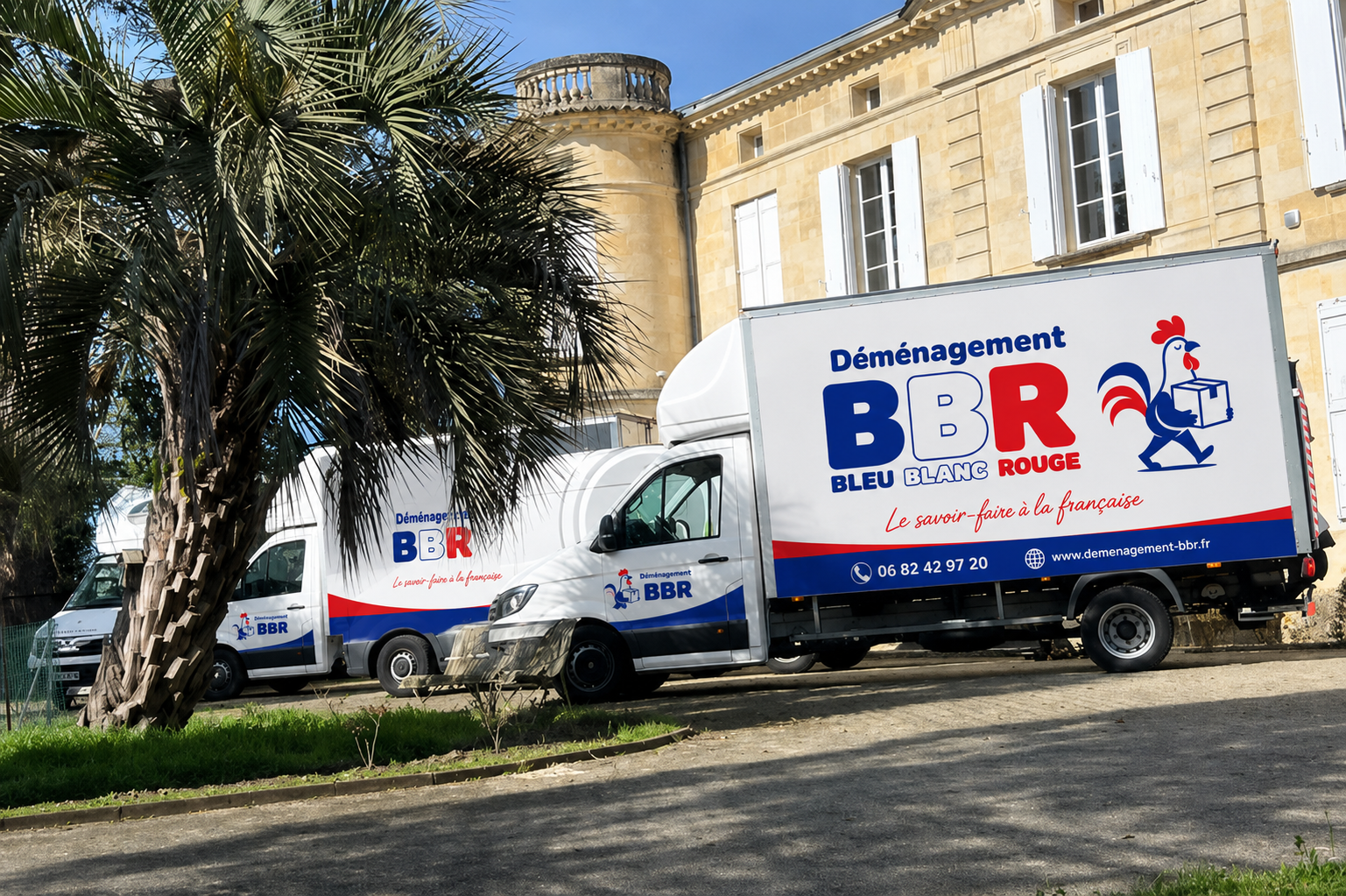 Camions BBR devant un château